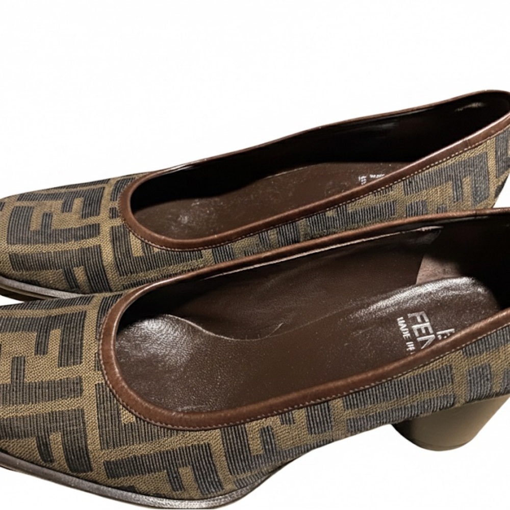 FENDI Monogram Heels - Picture 6 of 12